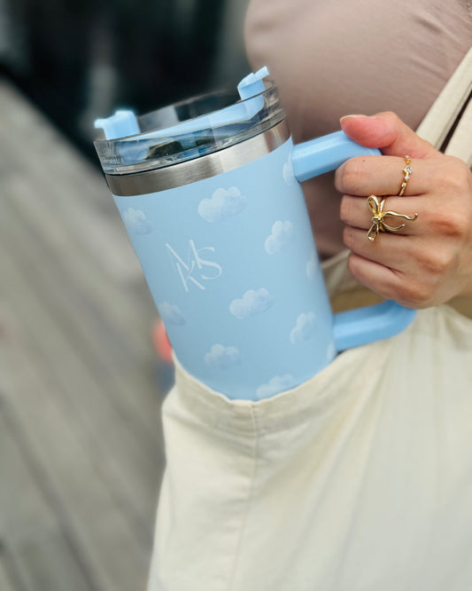 TheEssentials_Gifts_MsKinnyBottle_Blue