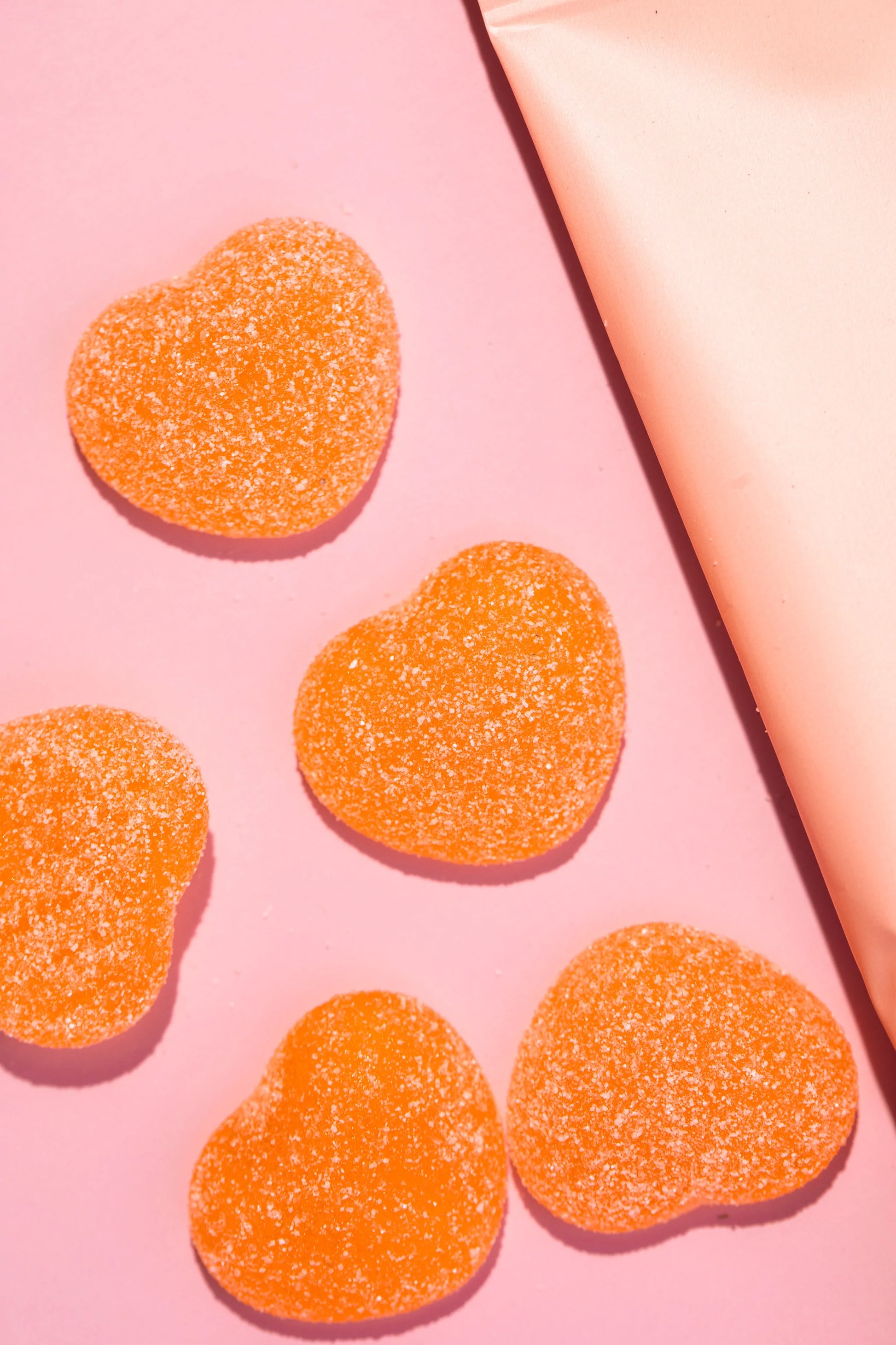 TheEssentials_funday-natural-sour-peach-sweets